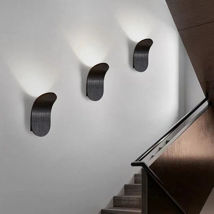 Luxe Curve Wall Light Elegance