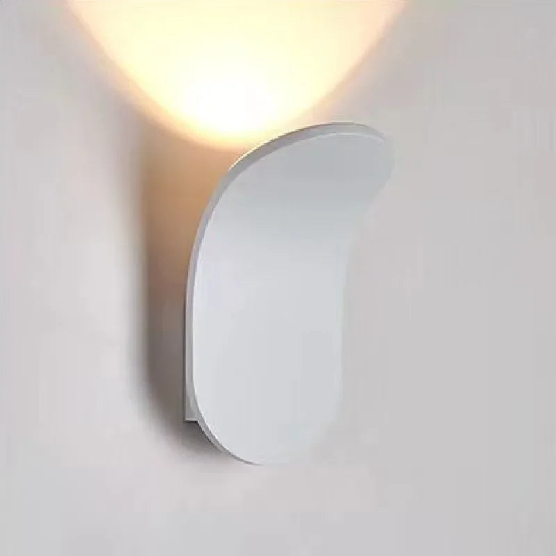 Luxe Curve Wall Light Elegance